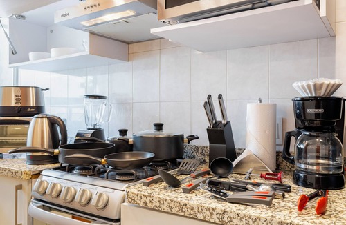 Anahuac Condo | Capitalia - Near Parks & Museums