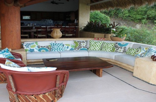 Cerro del Vigia Villa | Casa Encantadora is your dream vacation. Fully staffed with cook, maid & more.