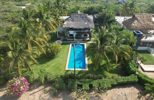 Santa Maria Colotepec Villa | Casa Maya private villa on the beach