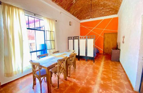 Atlatlahucan House | Casa Ranas