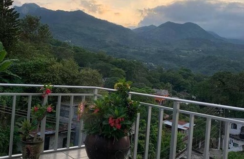 Xilitla House | Casa ROM, en Xilitla con bellas vistas