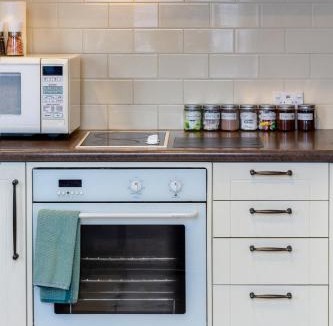 Christchurch City Centre Apartment | Cathedral Square Apartment 2 bed