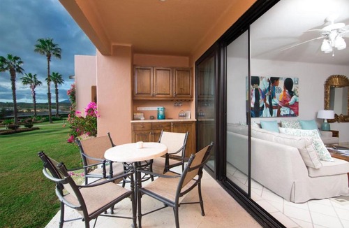 San Jose del Cabo House | Christmas & New Years Beachfront! Beautiful 2 Bed Condo With Awesome Views!