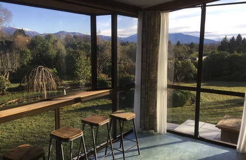 Arundel House | Comfortable house in stunning gardens
