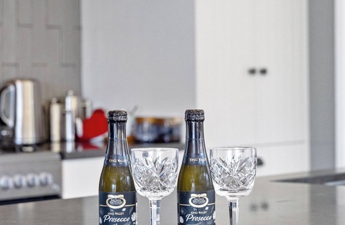 Leigh House | Cosy cottage in the heart of Leigh!