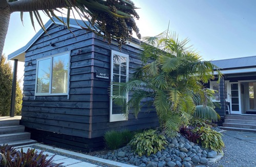 Warkworth House | Country Idyll House - Sandspit Holiday Home