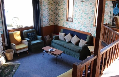 Lake Tekapo Other | Cute, Retro, cosy two bedroom farm cottage