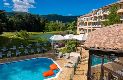 Dieulefit Hotel | Domaine Les Sources de Dieulefit