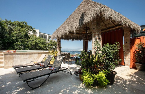 Amapas House | Elegant Mexican 3B/3B Private Pool Home on the hill above Romantic Zone. - D