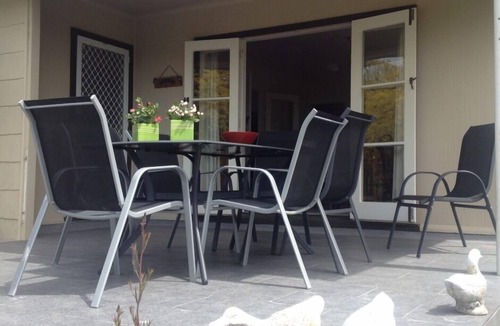 Dyerville House | ELLSTONE farm,4km from Mba, mountain views,private,spa.Wifi.(linen extra fee)
