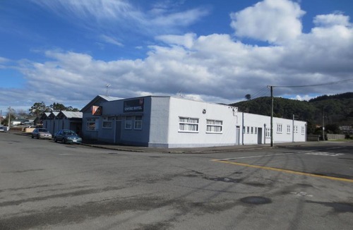 Featherston Hotel | Empire Hotel