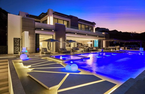Pedregal Villa | Experience unparalleled luxury in this 11-bedroom villa located in Cabo’s exclusive Pedregal distric