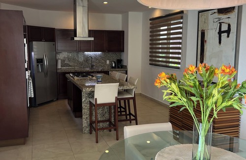 Romantic Zone Condo | Fabulous Luxury Penthouse in Romantic Old Town!