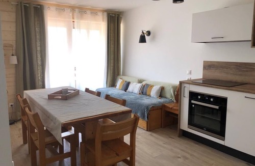 Gresse-en-Vercors Apartment | Familiar and authentic