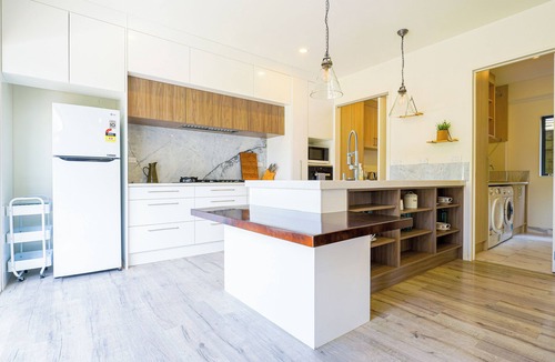 Dairy Flat House | Family Friendly 4 Bedrooms House in Dairy Flat