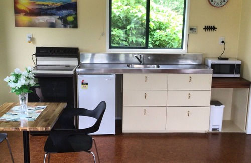 Waiharara Apartment | FAR NORTH CHILLAXING, QUIET AND SECLUDED