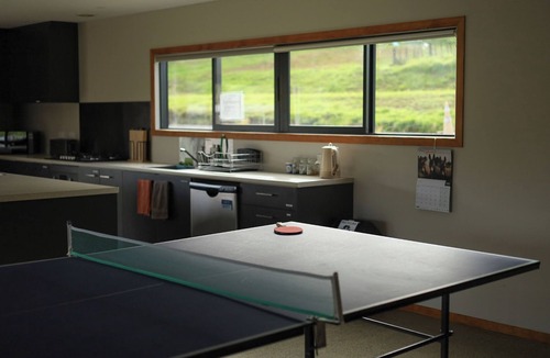 Mahurangi West Cabin | Farmstay getaway in a subtropical paradise - Cabin 2 of 2