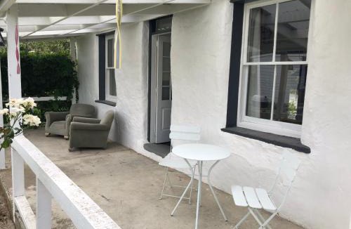 Roxburgh Bed & Breakfast | Granny Stringer’s Cottage