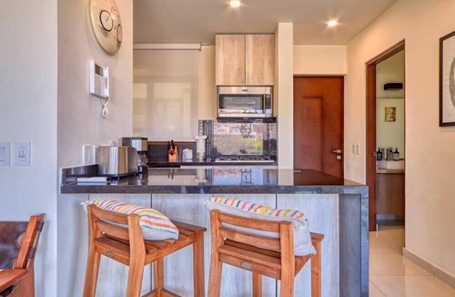 Emiliano Zapata Apartment | Great Apt with King size bed - Rooftop Pool - Spa