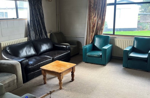 Temuka House | Green Hayes Estate Rentals - R4 Magnolia House in a quiet country setting
