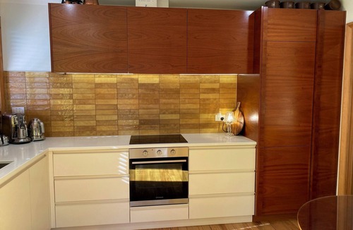 Nelson City Centre House | Groove-on-Grove. nEntire home in Nelson.