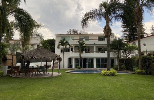 Lomas de Cocoyoc House | Hermosa Casa Ideal Para Familias - 5BR - 16 Personas