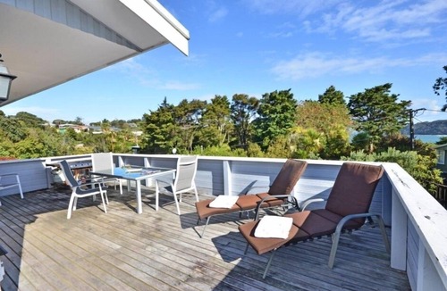 Leigh House | Holidays as they're meant to be.