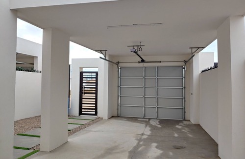 Oriente House | Home with community pool - all beaches 10 minutes away!