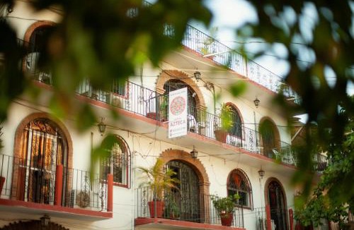 Emiliano Zapata Hotel | Hotel Azteca