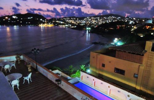 Playa la Madera Hotel | Hotel Casa Sun and Moon