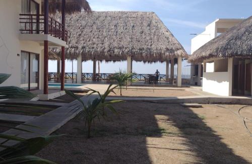 Puerto Arista Hotel | Hotel Coral Bungalow