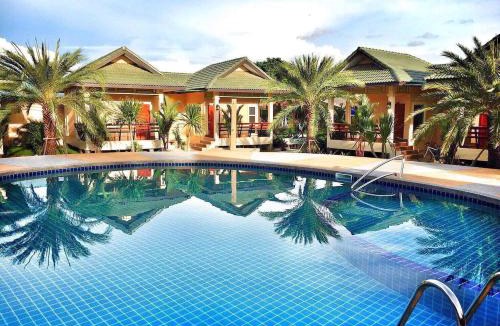 Ban Phe Resort | Huan Soontaree