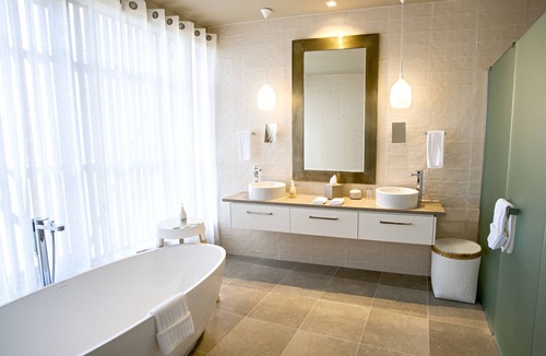 Kinloch Cabin | Kinloch Manor & Villas