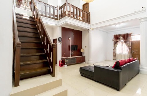 Medan Hotel | KoolKost Syariah 1000 House - Minimum Stay 6 Nights