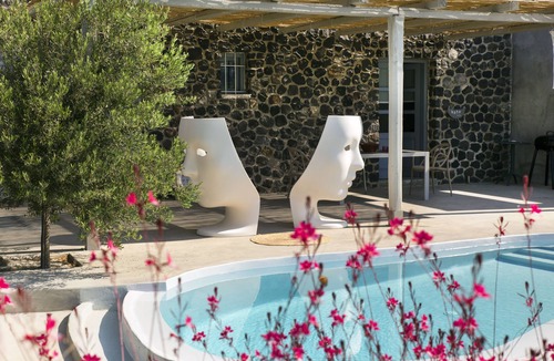 Santorini Villa | Kota Villa with private pool