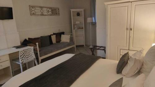 Crest Bed & Breakfast | Lamaisonxv