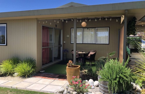 Richmond House | Lavender Studio at the foot of the Richmond Hills.