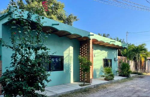 Lo de Marcos House | lovely private UMI ROOM in CASA MENTA Lo de Marcos