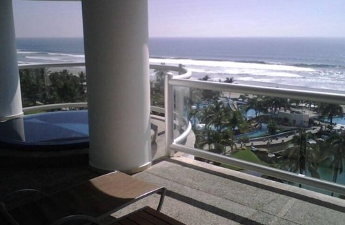 Playa Diamante Condo | Luxury & Beauty at the Grand Mayan Resorts Throughout Mexico