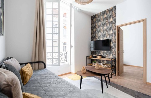 Opera Apartment | MaisonMars Le Complexe Les Petits Pavillons