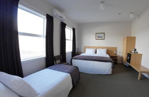 Waitara Hotel | Masonic Hotel