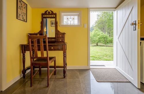 Port Levy House | Matagouri Cottage - Port Levy Holiday Home