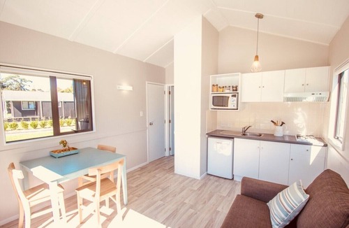 Matakana Cottage | Matakana Oasis - Beauregard Cottages