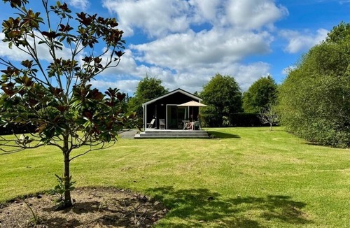 Matakana Cottage | Matakana Oasis - Beauregard Cottages