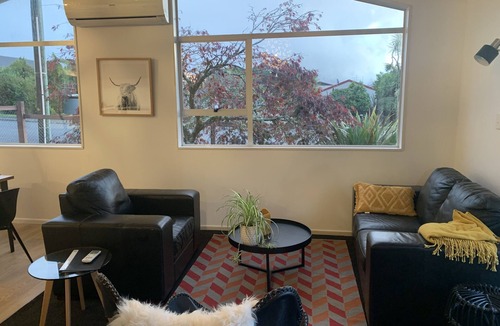Franz Josef Glacier House | Mid century house in Central Franz location