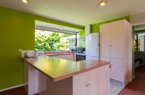 Wanaka Cottage | Mill House - Wanaka Holiday Home