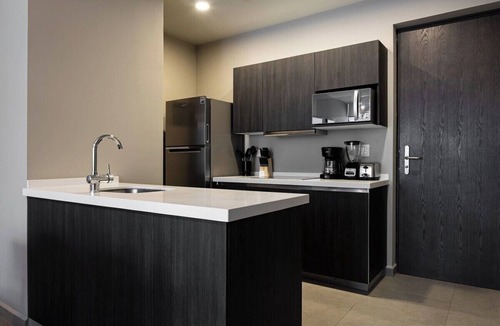Monterrey Apartment | Modern Apartment with Pool and Mountain views