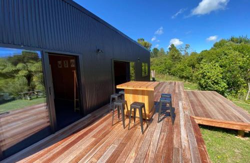 Collingwood House | Modern Comfort in Collingwood - Brand New Holiday Home