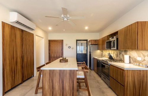 P Chahue Condo | Modern condo w/private terrace and plunge pool