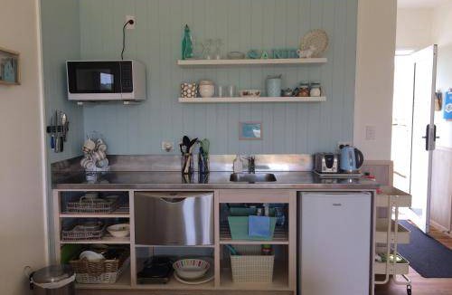 Leigh Hotel | Motel